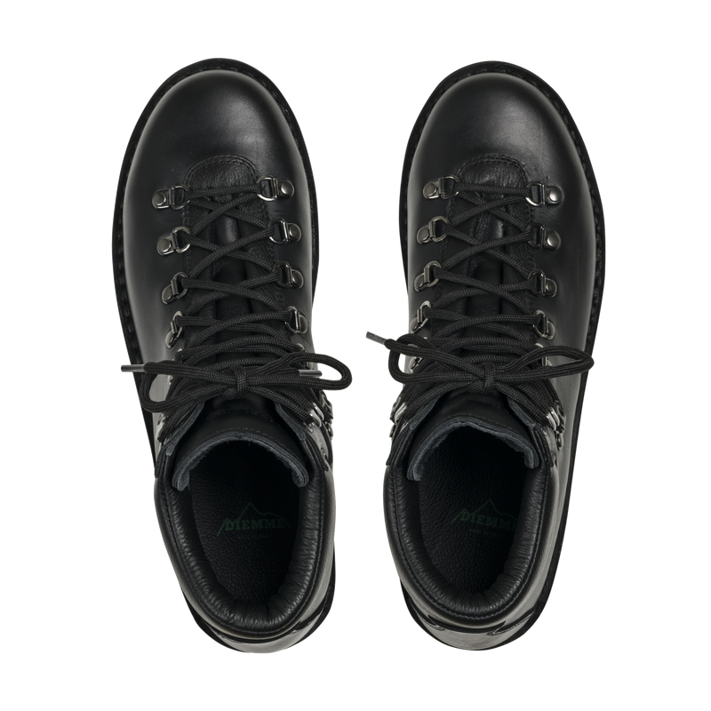 Roccia Vet Total Black Full Grain M